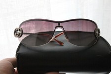 Lunettes de soleil Gucci avec