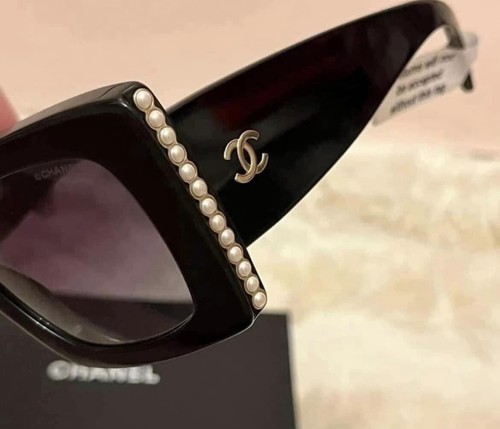Chanel black square - chanel,