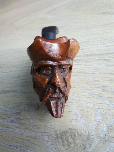 Pipe bois sculptée artisanale - sculptée,