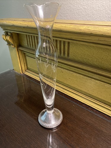 Fluted vase w - 10”, w/etched