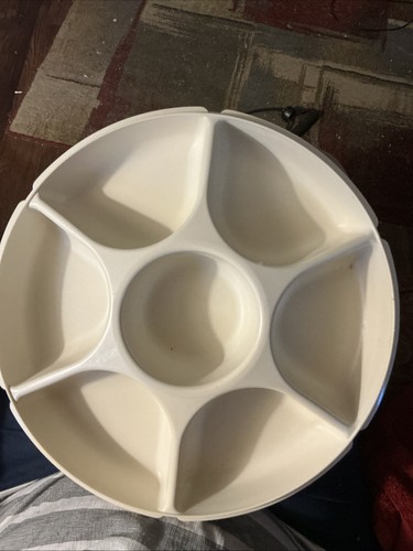 Tupperware serving center - tupperware,