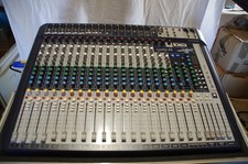 table de mixage analogique Soundcraft signature 22