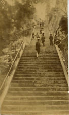 Japon Des Gens Montent Des Escaliers vintage print Tirage albuminé aquarellé 