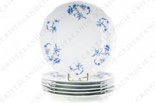 Six assiettes à dessert par L'Ancienne Manufacture Royale. Six dessert plates