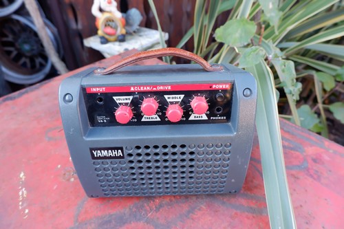 Yamaha guitar amplifier - va-5,