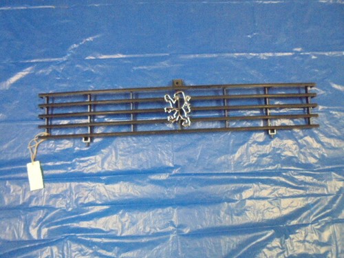 Calandre peugeot 104 p104 - peugeot,