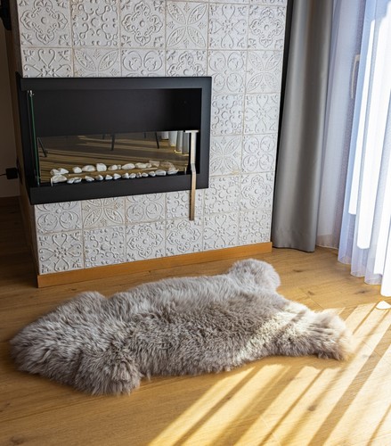 Peau mouton veritable - de,