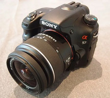 sony a57 + 18-55 + 2 battery +