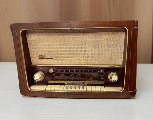 Rare vintage grundig model - rare,