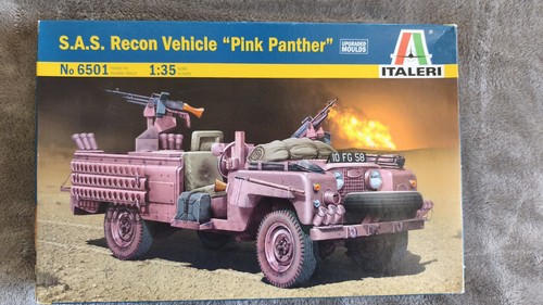 Land rover s pink - 1/35,
