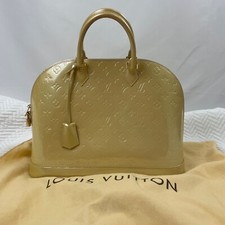 Louis Vuitton (Blanc Corail