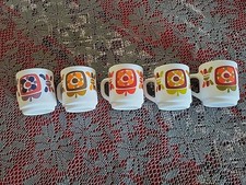 5 tasses   à café Mobil 