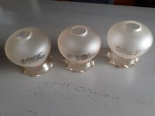 Lot 3 abat-jour tulipe globe verre cristal luminaire ancien style Napoléon III .