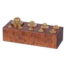 Ensemble De 9 Poids De Balance En Laiton Avec Base En Bois Fait Main En Italie