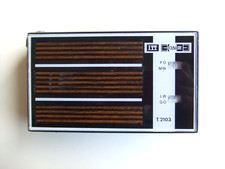 Radio portable 5 transistors marque ITT modèle Claude T.2103 / Vintage 1970 .