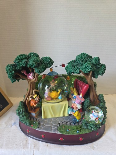 Disney alice wonderland - alice,
