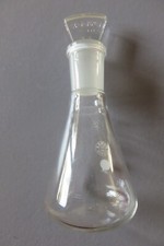 Ancien flacon de laboratoire