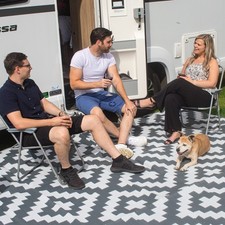 Feuille de sol auvent de