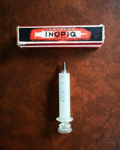 Ancienne seringue inopiq - inopiq, en