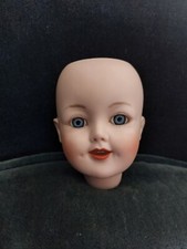 Superbe reproduction tête - , de