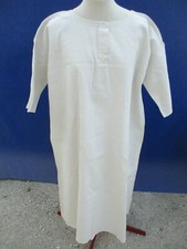 Chemise ancienne N°148 de femme grand mère en  lin nuit robe raccommodé