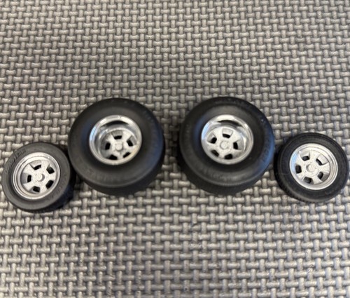 Halibrand chrome hoop - 1:16,