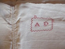 Drap N°294 de milieu ancien