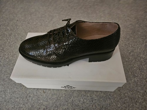 Chaussures lacets femme - à,