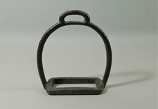 ANCIEN ETRIER de cavalerie