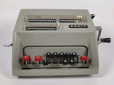🍀Ancienne machine à calculer FACIT