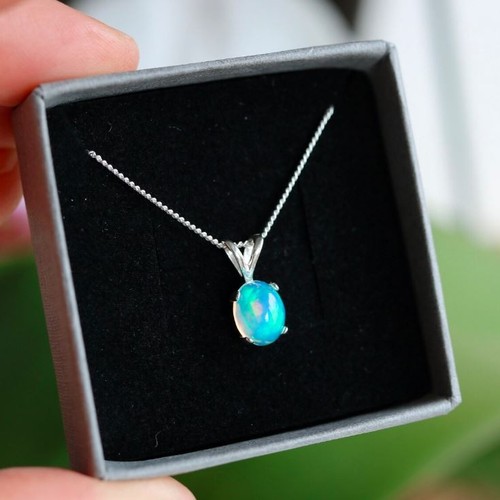 Véritable pendentif opale