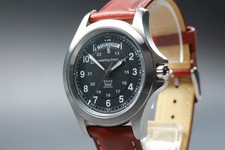 Presque comme neuve montre - [presque, neuve]