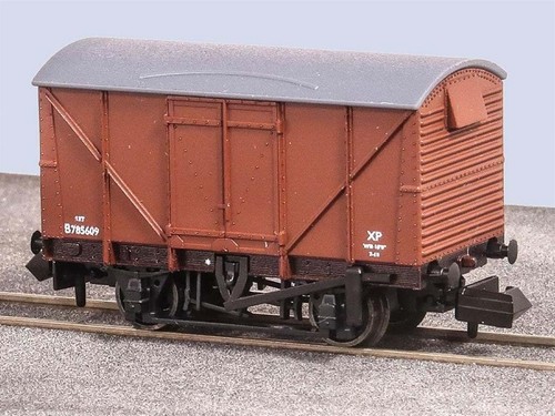 Fourgon ventilé 12 - br,