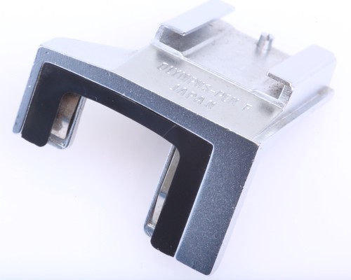 Neuf olympus cold shoe mount - olympus,