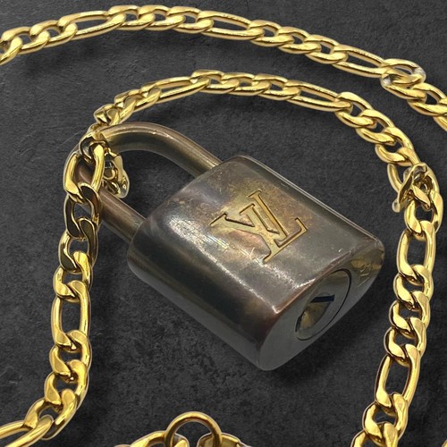 Collier cadenas louis vuitton - collier,