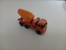 Camion Toupie Beton England by