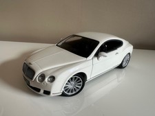 Bentley Continental GT by Minichamps   1:18  BLANC - TBEG