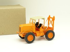 UH Universal Hobbies SB 1/43 -