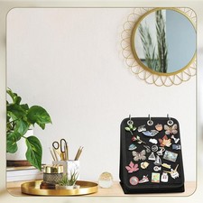 Vitrine insigne feutre robuste