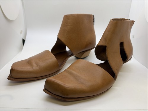 Cydwoq solid sandal - cydwoq,