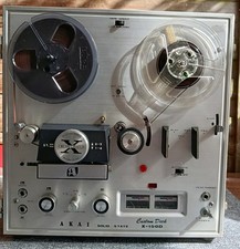 Magnétophone à bande AKAI