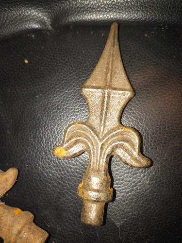 Pointe grille fleur - grille, de
