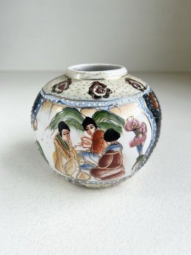 Vase japonais décor
