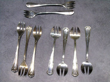 9 anciennes fourchette à