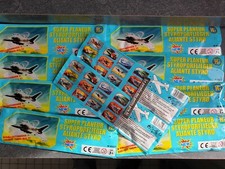 12 avions styro 20cm à monter