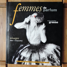 Femmes parfum par - ,