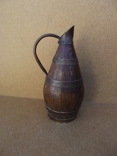 Pichet  Ancien en bois et