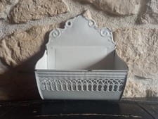 Fer  blanc  émaillé  1  pot mural  à oignons 1 old enamelled iron onion pot RARE