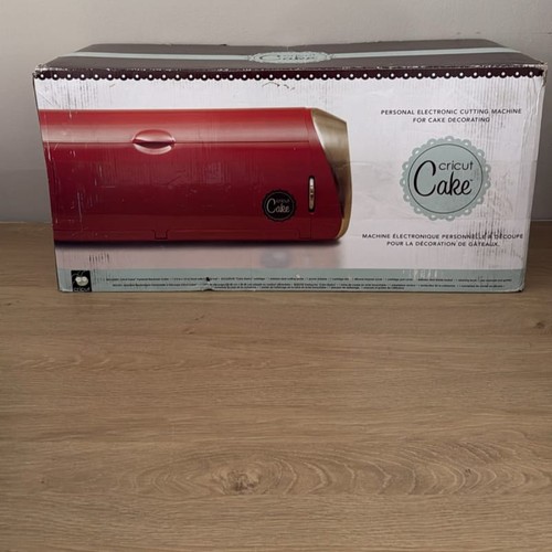 Cricut cake decorating machine - cake,