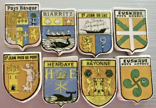 Feves ecussons basques - ecussons,